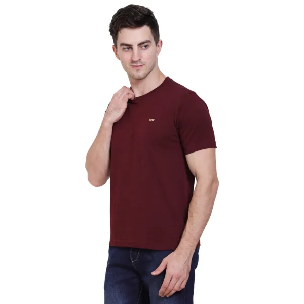 solid round neck t-shirt