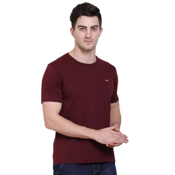 solid round neck t-shirt