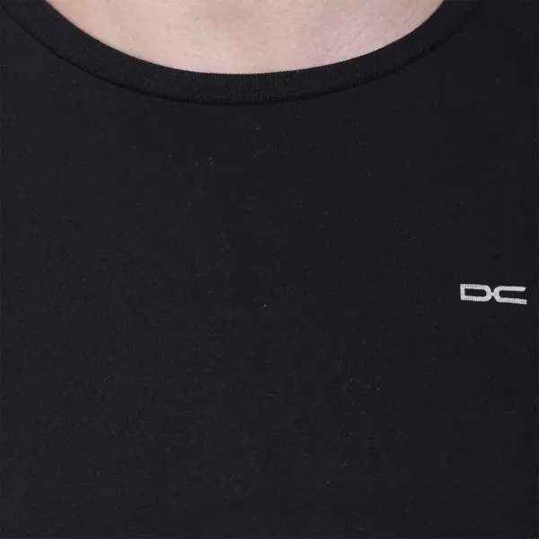 solid round neck t-shirt